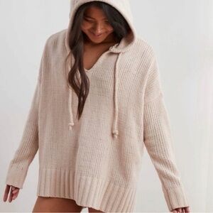 Aerie Oversized Chenille Knit Crocheted Hoodie sz S, Cream